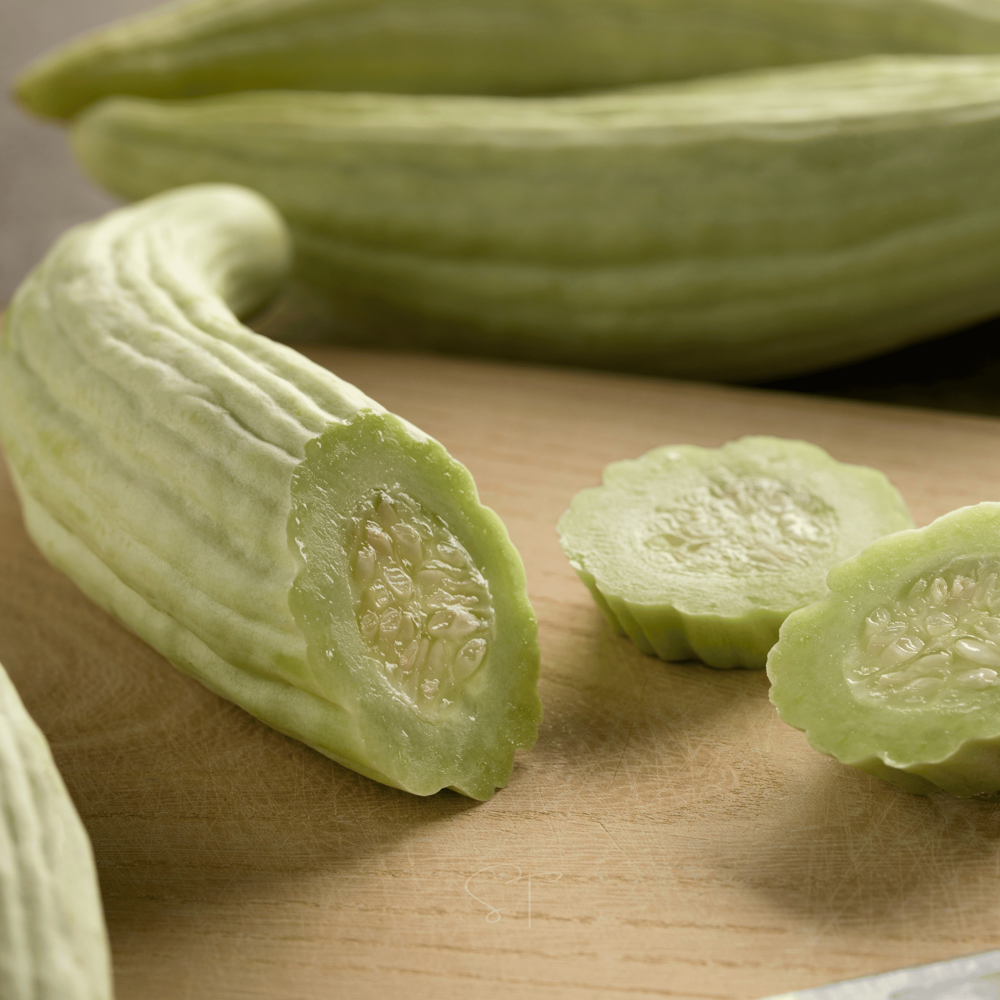 Armenian Yard-Long Cucumber – 30 Seeds Southern Seeds