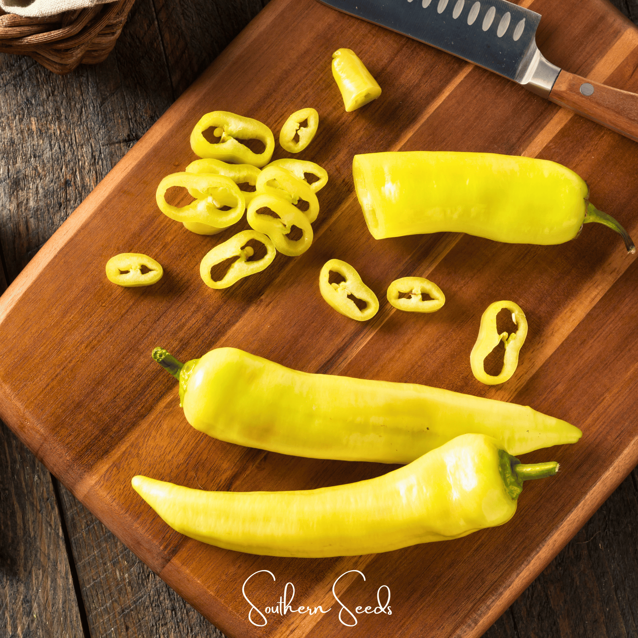 Sweet Banana Pepper – 25 Seeds Southern Seeds