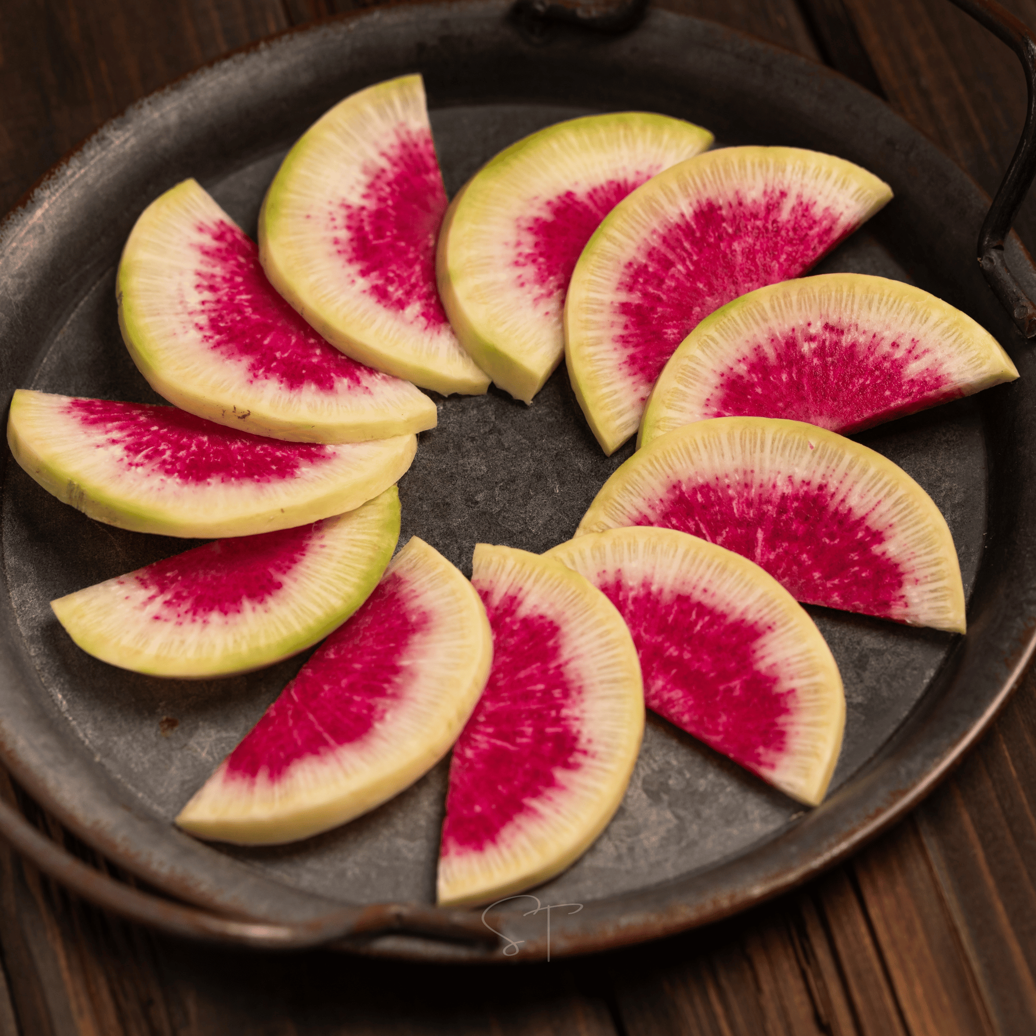Watermelon Radish – 50 Seeds Southern Seeds